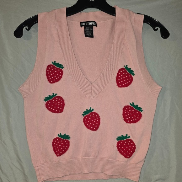 Hot Topic Sweaters - Hot Topic Sweater Vest Small Womens Pink Strawberry V-Neck Knit Cottagecore